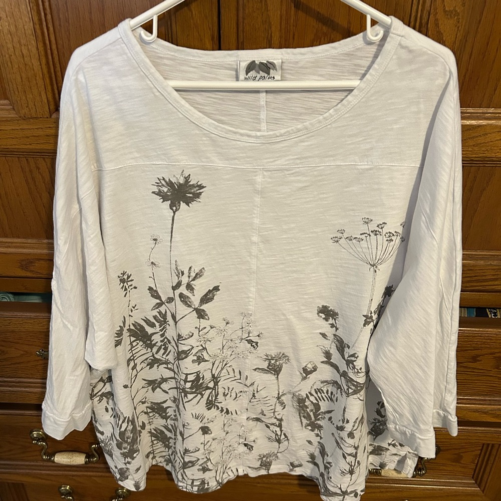 Wild Palms White Floral-Print Long Sleeve Tunic